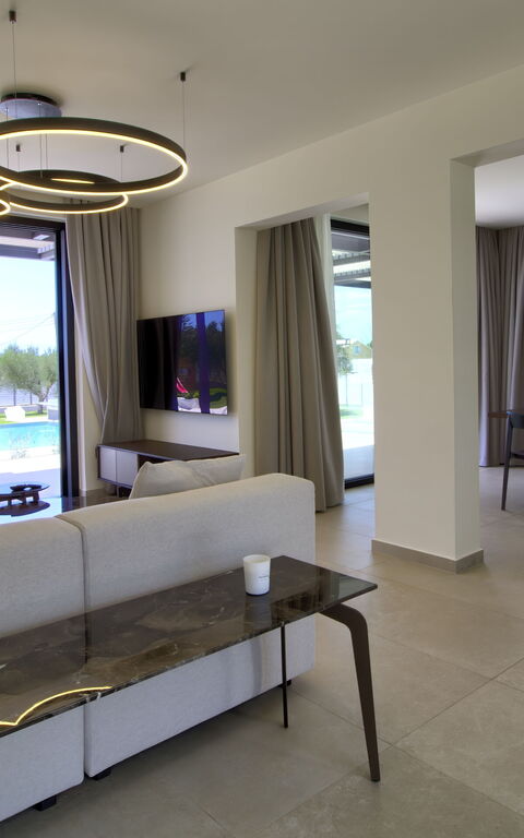 Villa Watanave: Lunchroom, Woonkamer