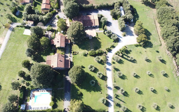 Borgo di Campagna Il Tesoro: Buitenkanten, Buitenshuis, Tuin