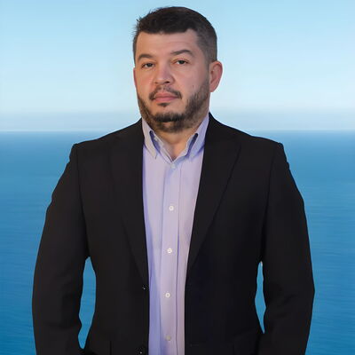 Lazaros Papadopoulos , Product Manager