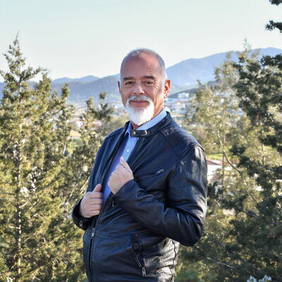 Nicos Theodosiou, MANAGER MARKETING- & SOCIAL MEDIA